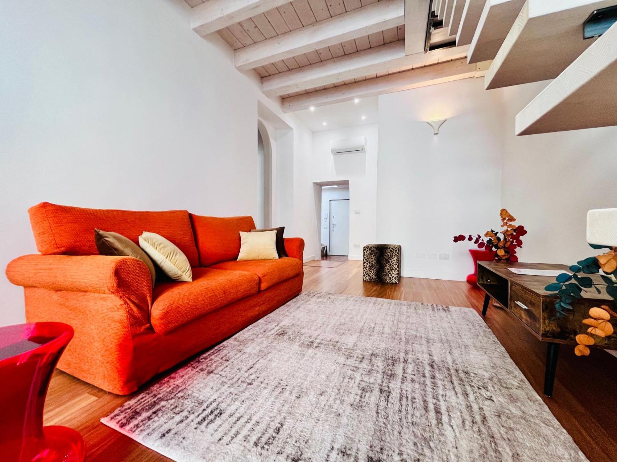 Riverside Loft Navigli - Spacious Two-Bedroom Apartment Milán Exterior foto